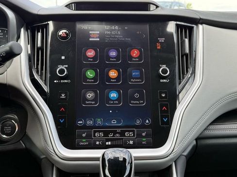 Used 2024 Subaru Outback Limited AWD/4WD image 14