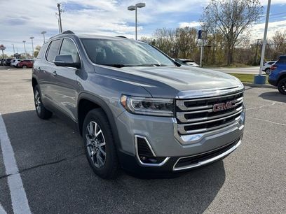 Used 2023 GMC Acadia SLT w/ Technology Package