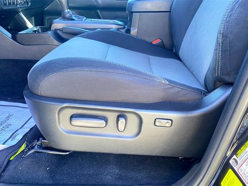 Used 2023 Toyota Tacoma image 8