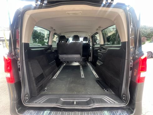 Used 2017 Mercedes-Benz Metris Passenger w/ Comfort Package image 10