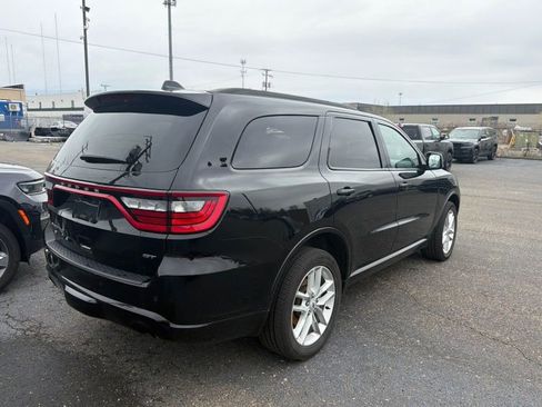 Used 2025 Dodge Durango GT image 3
