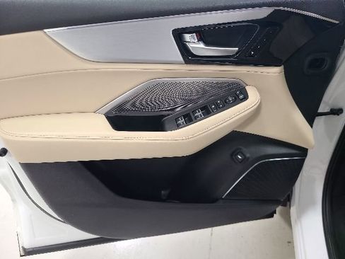 Used 2022 Acura MDX SH-AWD w/ Technology Package image 23