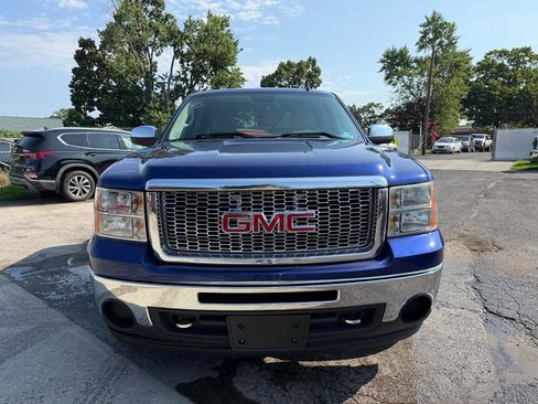 Used 2010 GMC Sierra 1500 SLE w/ Power Pack Plus AWD/4WD image 2