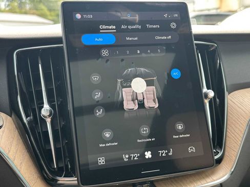 New 2026 Volvo XC60 B5 Plus w/ Protection Package Premier image 28