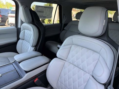 New 2026 Lincoln Navigator Black Label image 13
