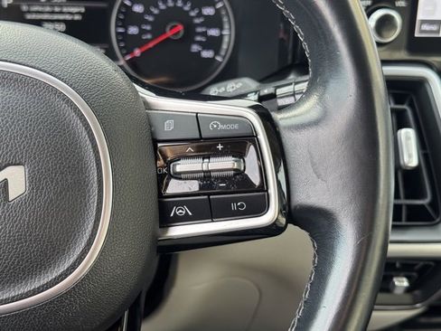 Certified 2022 Kia Sorento S image 26