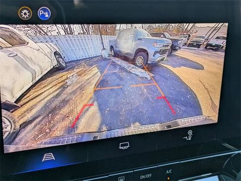 New 2026 Chevrolet Colorado W/T image 18