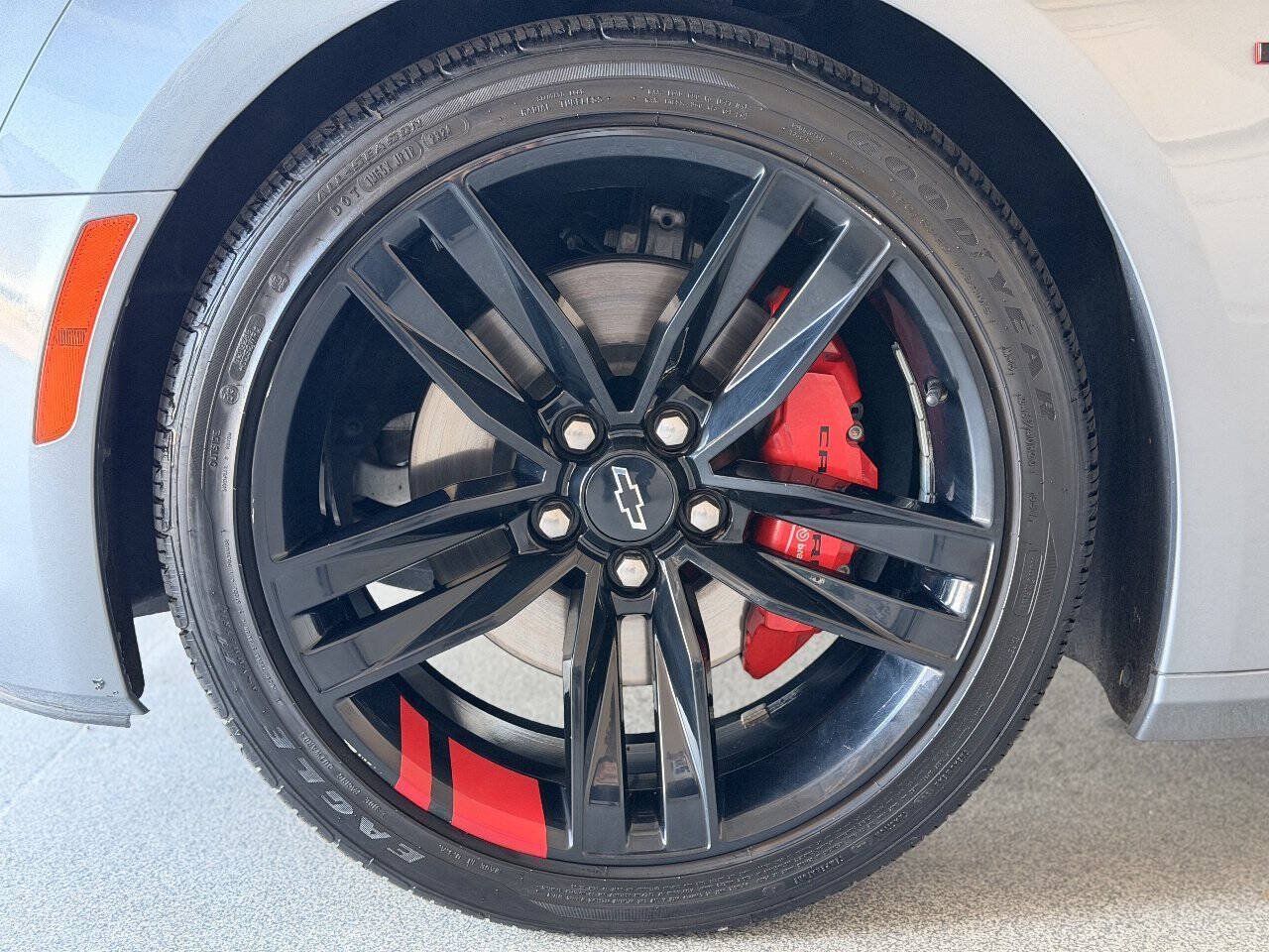 Used 2022 Chevrolet Camaro LT w/ Redline Edition RWD image 29