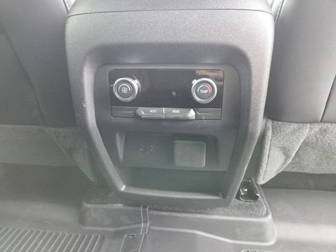 New 2026 Buick Enclave Preferred w/ Power Package image 18