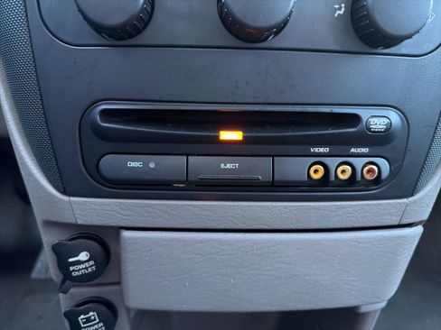 Used 2003 Dodge Grand Caravan Sport image 39