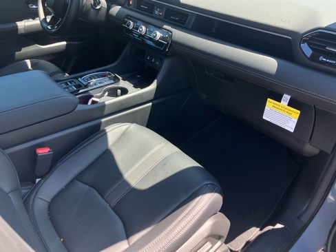 Used 2026 Honda Pilot EX-L image 32