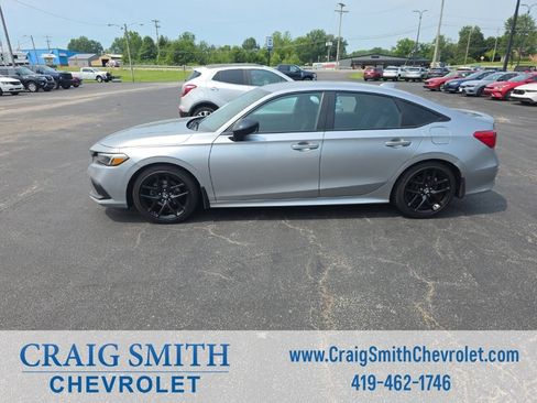 Used 2023 Honda Civic Sport image 2