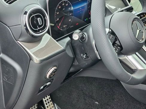 New 2026 Mercedes-Benz GLC 300 GLC 300 image 15