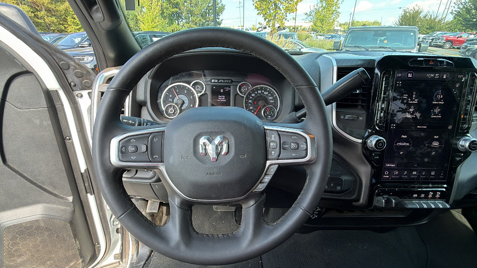 Used 2026 RAM 3500 Big Horn AWD/4WD image 26