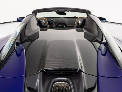 Used 2025 McLaren Artura Spider image 19