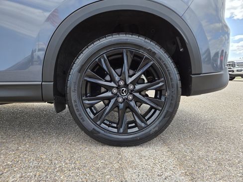 Used 2024 MAZDA CX-5 Carbon Edition image 9