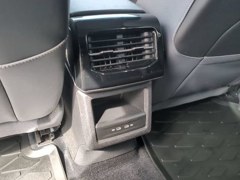 Used 2023 Volkswagen ID.4 S RWD image 25