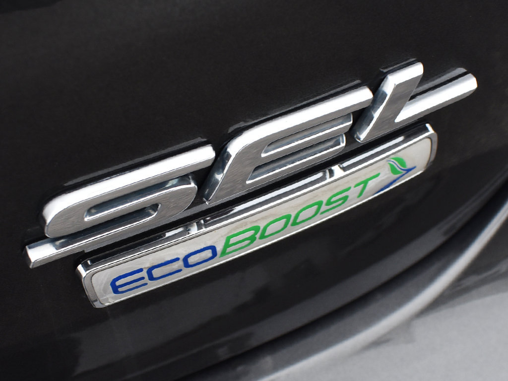 Used 2019 Ford Edge SEL w/ Equipment Group 201A FWD image 8