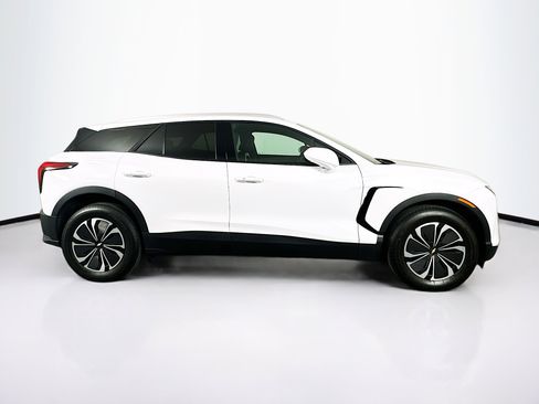 Used 2024 Chevrolet Blazer EV LT image 10
