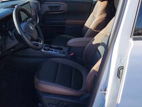 New 2025 Ford Bronco Sport Outer Banks w/ Outer Banks Tech Package+ image 17