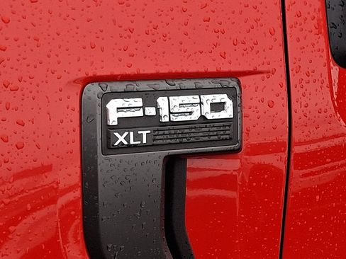 Certified 2022 Ford F150 XLT w/ Equipment Group 302A High image 32