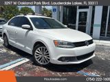 Used 2011 Volkswagen Jetta SEL image 2