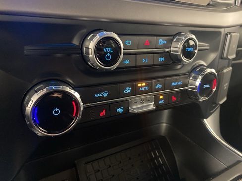 Used 2025 Ford F150 XLT w/ Equipment Group 302A MID image 22