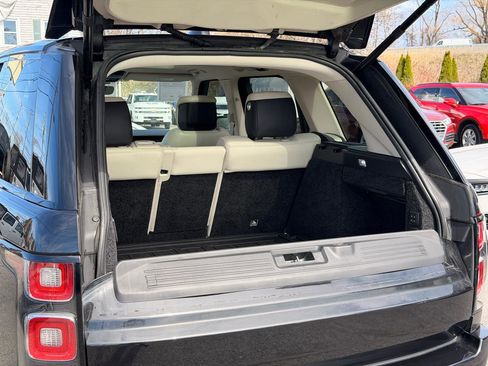 Used 2019 Land Rover Range Rover HSE image 19