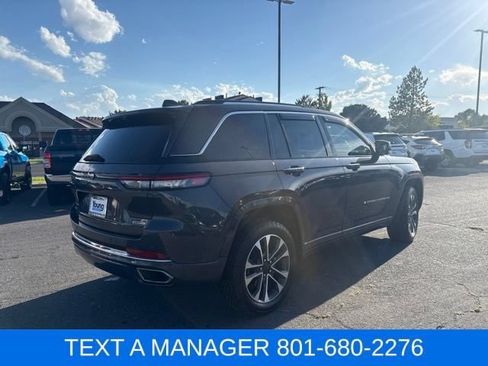 Used 2023 Jeep Grand Cherokee Overland w/ Luxury Tech Group IV AWD/4WD image 7