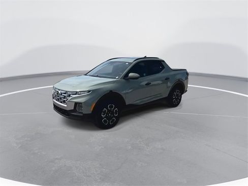 Used 2024 Hyundai Santa Cruz SEL w/ Activity Package image 4