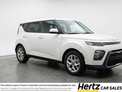 Used 2025 Kia Soul LX w/ LX Technology Package