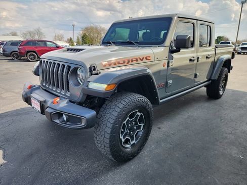 Used 2021 Jeep Gladiator Mojave w/ Uconnect 4C Nav & Sound Group AWD/4WD image 8