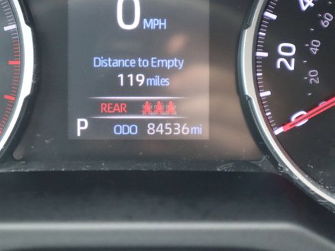 Used 2019 Toyota RAV4 LE image 18