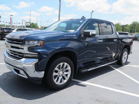 Used 2020 Chevrolet Silverado 1500 LTZ w/ LTZ Plus Package AWD/4WD image 8