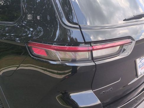 New 2025 Jeep Grand Cherokee L Altitude image 24