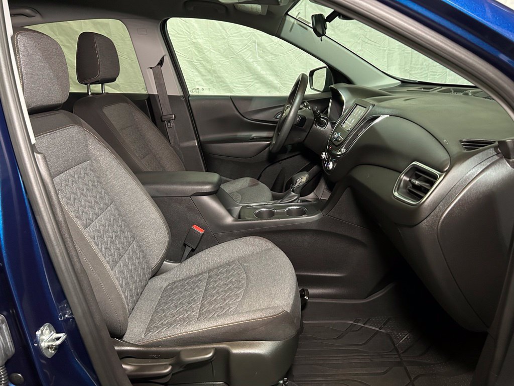 Used 2022 Chevrolet Equinox LT w/ LPO, Floor Liner Package FWD image 35