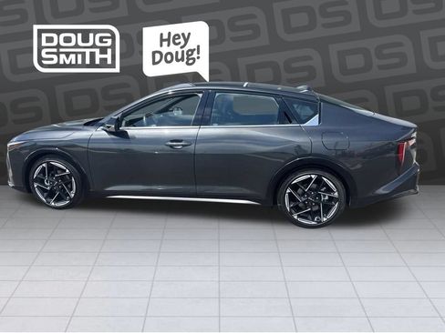 Used 2025 Kia K4 GT-Line w/ GT-Line Premium Package FWD image 2