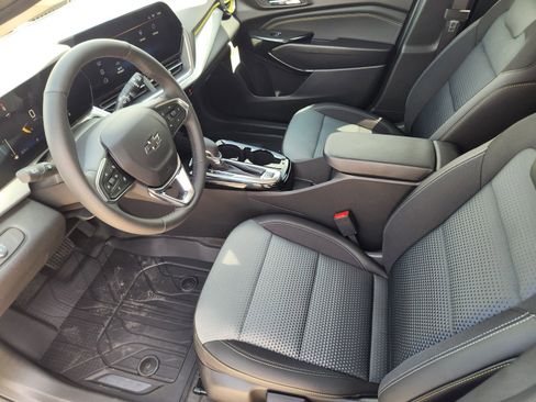 New 2026 Chevrolet Trax LT w/ Driver Confidence Package FWD image 12