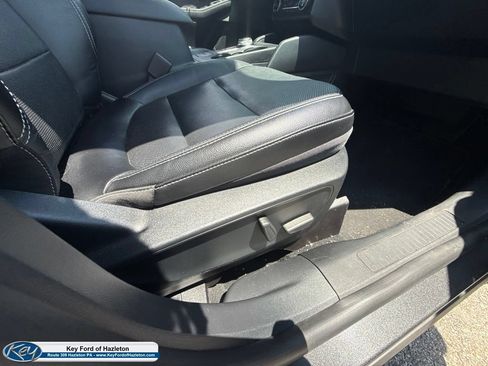 Used 2020 Ford Escape Titanium AWD/4WD image 37