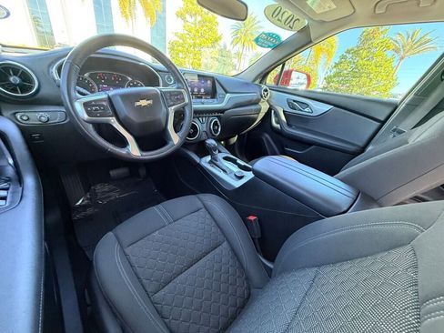 Used 2020 Chevrolet Blazer LT image 19
