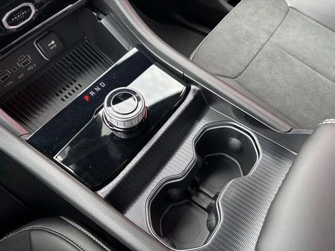 New 2026 Jeep Grand Cherokee L 2WD image 22