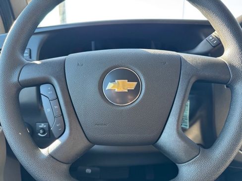 New 2025 Chevrolet Express 2500 image 17