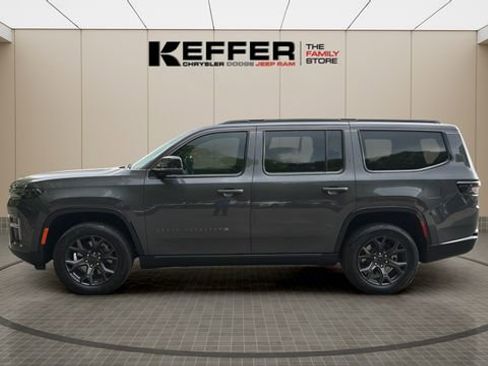 New 2026 Jeep Grand Wagoneer Limited w/ Premium Group II AWD/4WD image 2