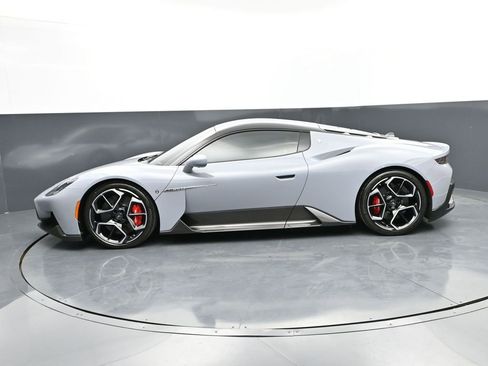 Used 2023 Maserati MC20 Coupe image 4