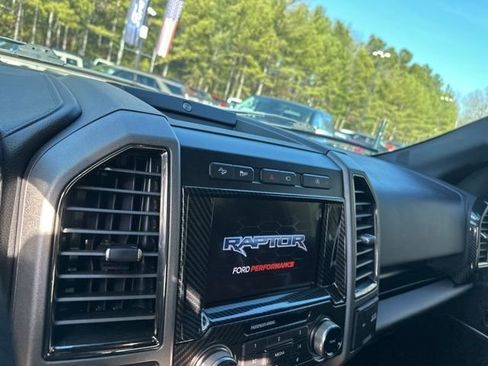 Used 2018 Ford F150 Raptor w/ Equipment Group 802A Luxury image 23