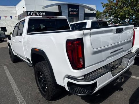 Used 2020 GMC Sierra 2500 AT4 w/ Technology Package AWD/4WD image 3