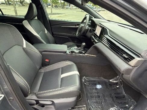 Certified 2025 Toyota Camry SE w/ Convenience Package image 39