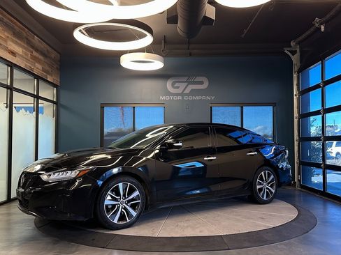 Used 2020 Nissan Maxima 3.5 SV w/ Floor Mat Group image 7