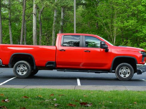 Used 2022 Chevrolet Silverado 2500 W/T w/ WT Convenience Package image 4