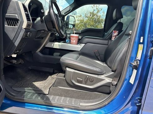 Used 2022 Ford F250 Lariat w/ Lariat Value Package AWD/4WD image 4